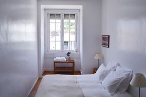 Family Apartment by the River