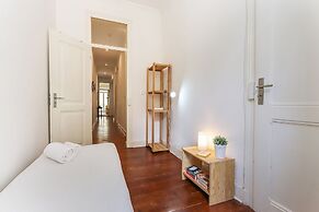 Spacious Tailor Made Bairro Alto