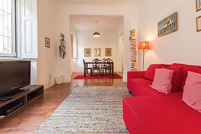 Spacious Tailor Made Bairro Alto