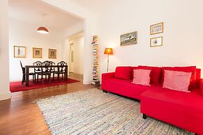 Spacious Tailor Made Bairro Alto