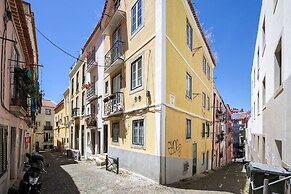 Cozy Apartment in Lisbon's Center