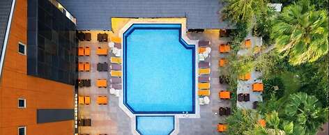 Fame Beach Hotel