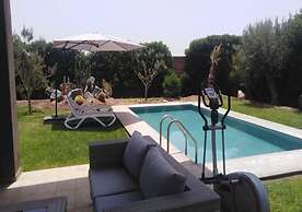 Palms Edge