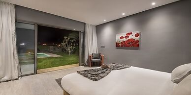 Palms Edge