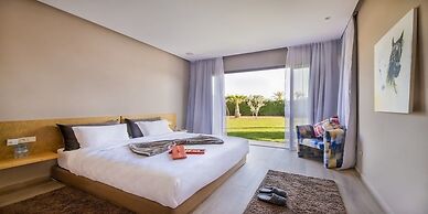Palms Edge
