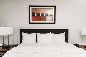 Bicentennial Inn