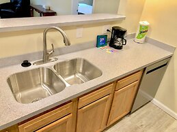 Bicentennial Inn
