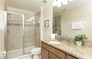 Amazing 6 Bedrs 5 Bths Paradise Palms