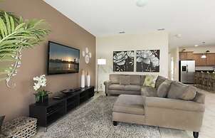 Amazing 6 Bedrs 5 Bths Paradise Palms