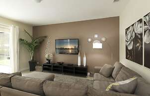 Amazing 6 Bedrs 5 Bths Paradise Palms