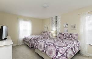 Amazing 6 Bedrs 5 Bths Paradise Palms