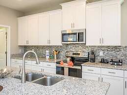 Amazing NEW 5 Bedrooms Champions Gate!