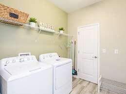 Amazing NEW 5 Bedrooms Champions Gate!