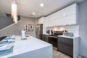 1203lr Beautiful Townhome Close TO Disney