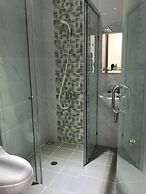 Hillside Suite Guest House