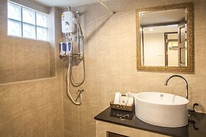 Achawalai Residence Village