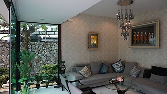 Achawalai Residence Village