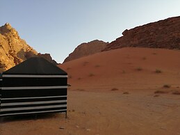 Wadi Rum Blue Sky and Tour
