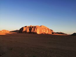 Wadi Rum Blue Sky and Tour