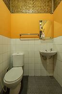 OYO 644 Grand Yustik Selabintana