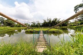 OYO 644 Grand Yustik Selabintana