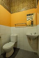 OYO 644 Grand Yustik Selabintana