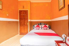 OYO 644 Grand Yustik Selabintana