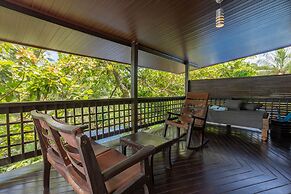 The Tranquilo Lodge - All meals included