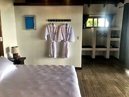 The Tranquilo Lodge - All meals included