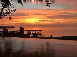 The Tranquilo Lodge - All meals included