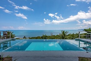 The Tranquilo Lodge - All meals included