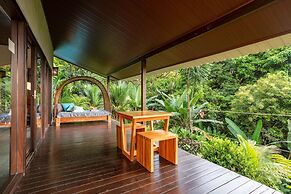 The Tranquilo Lodge - All meals included