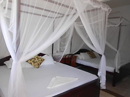 Mrs Wijenayake's Beach Haven Guest House