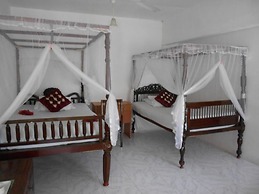 Mrs Wijenayake's Beach Haven Guest House