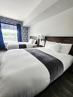 Waterfront Hotel