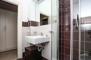 American Uni 2Br Lovely Apt