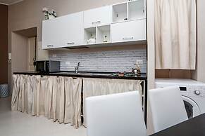 American Uni 2Br Lovely Apt