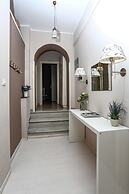 American Uni 2Br Lovely Apt