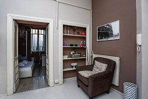 American Uni 2Br Lovely Apt