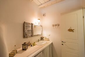 Beautiful Villa at Panormos