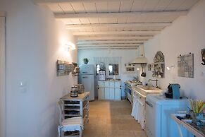 Beautiful Villa at Panormos