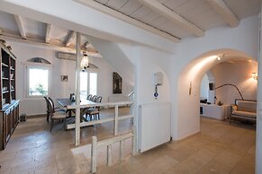 Beautiful Villa at Panormos