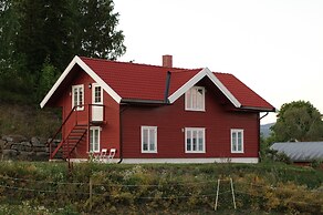 Helgaker Gård