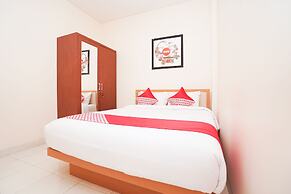 OYO 782 Menjangan Residence at Citraland 1