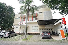 OYO 782 Menjangan Residence at Citraland 1
