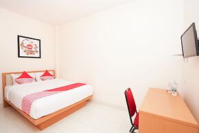 OYO 782 Menjangan Residence at Citraland 1