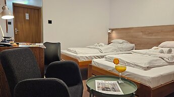 Hotel PROTEA