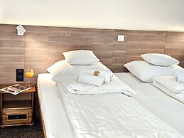 Hotel PROTEA