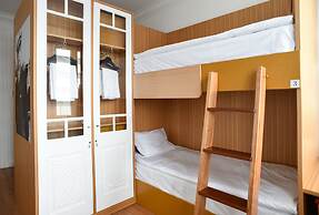 Internacional Azores Boutique