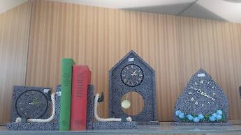 Internacional Azores Boutique